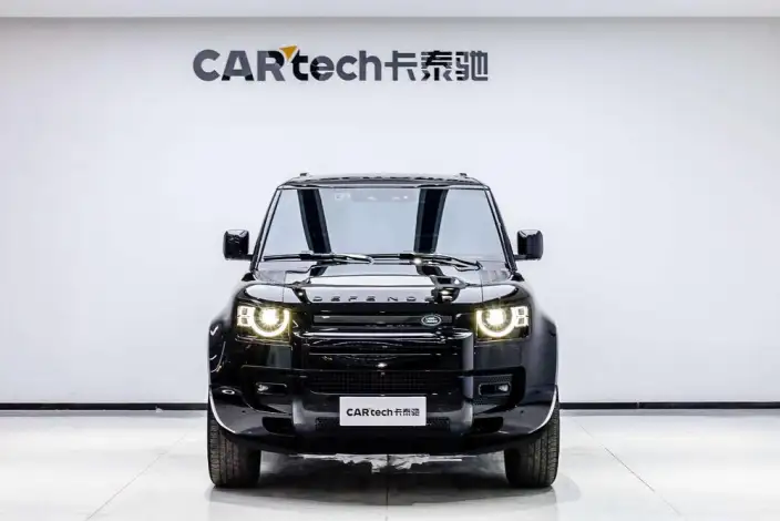 Land Rover Defender 2023 Model Facelift 90 3.0T P400 XS – фото 2