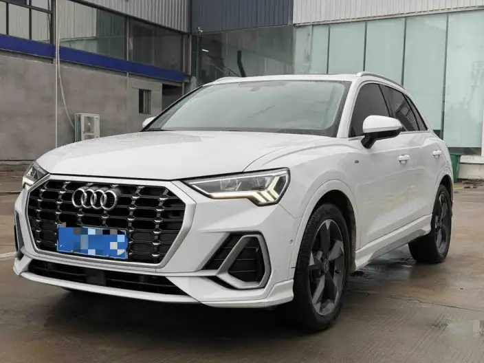 AUDI Q3 2022 Model 35 TFSI Fashion Dynamic Model – фото 1