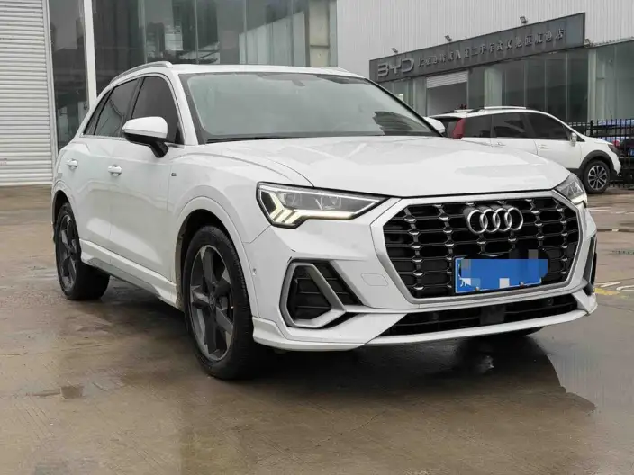 AUDI Q3 2022 Model 35 TFSI Fashion Dynamic Model – фото 3