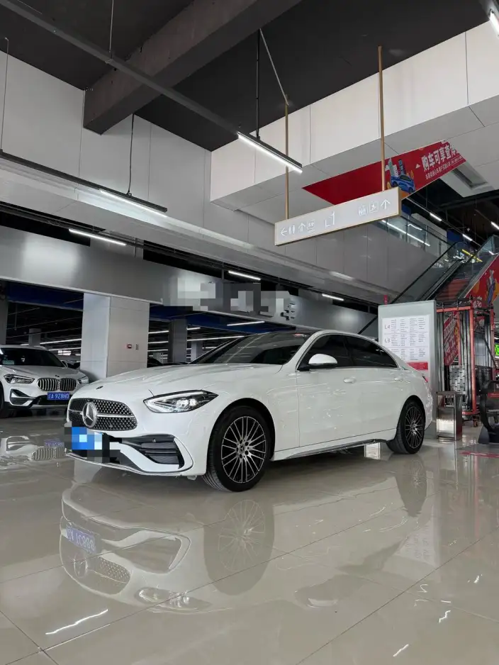 Mercedes-Benz C-Class 2023 Model C 260 L Sports Edition – фото 1