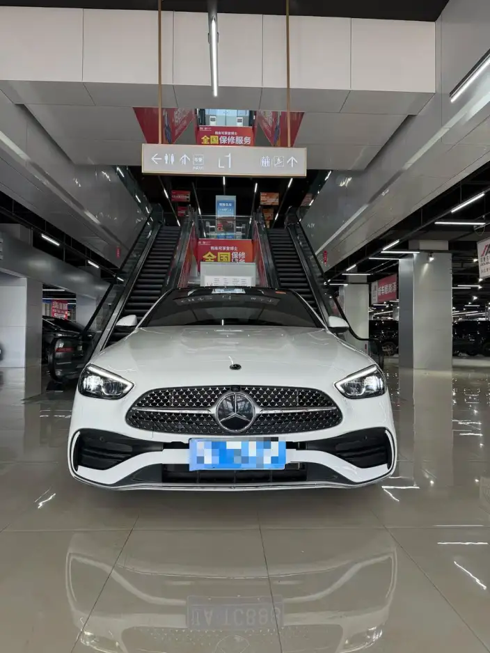 Mercedes-Benz C-Class 2023 Model C 260 L Sports Edition – фото 2
