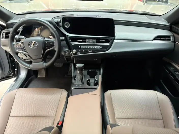 Lexus ES 2022 Model 200 Superior Edition – фото 4