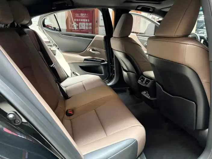 Lexus ES 2022 Model 200 Superior Edition – фото 9