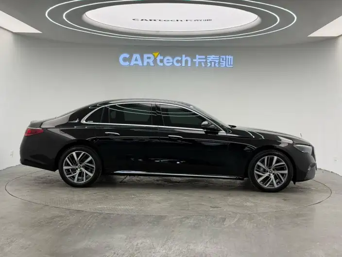 Mercedes-Benz E-Class 2024 Model E 300 L Fashion Model sedan – фото 8