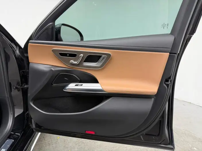 Mercedes-Benz E-Class 2024 Model E 300 L Fashion Model sedan – фото 10