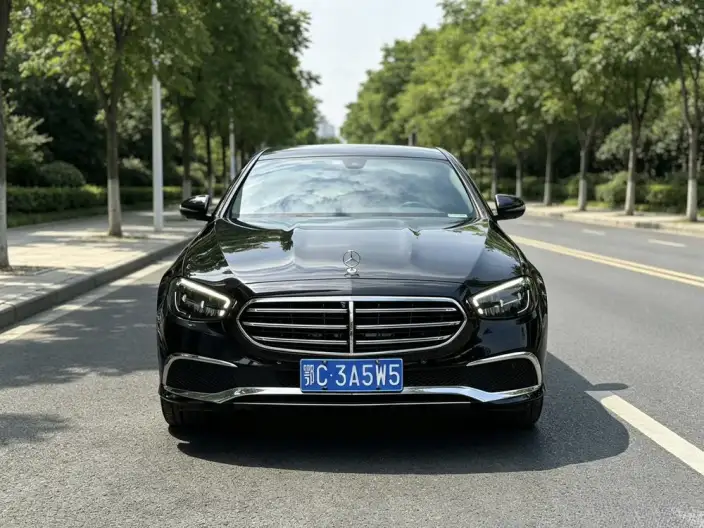 Mercedes-Benz E-Class 2022 Model Facelift II E 300 L Luxury Model sedan – фото 2