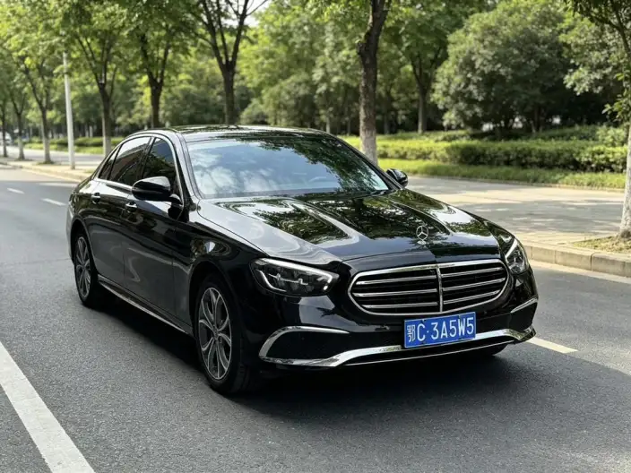 Mercedes-Benz E-Class 2022 Model Facelift II E 300 L Luxury Model sedan – фото 3