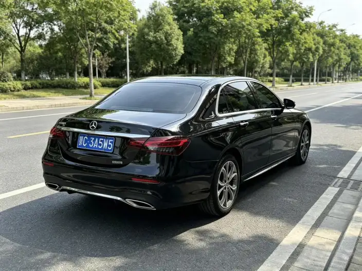 Mercedes-Benz E-Class 2022 Model Facelift II E 300 L Luxury Model sedan – фото 7