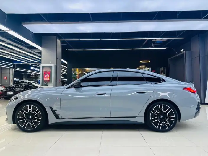 BMW 4 Series 2024 Model 430i Gran Coupe M Sports Night Set – фото 4