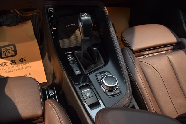BMW X1 2019 xDrive20Li Premium – фото 12