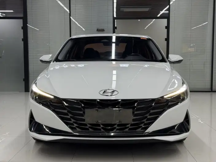 Hyundai Ioniq 2022 Model 1.5L CVT LUX Premium Edition