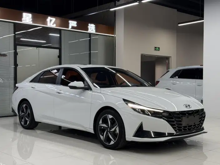 Hyundai Ioniq 2022 Model 1.5L CVT LUX Premium Edition