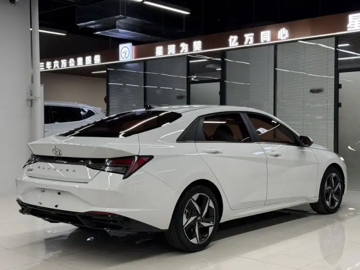 Hyundai Ioniq 2022 Model 1.5L CVT LUX Premium Edition – фото 6