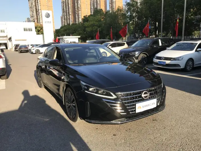 Nissan Teana 2022 Model 2.0L XL-TLS Yuexiang Edition – фото 3