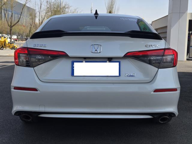 Honda Civic 2022 240TURBO CVT Dynamic – фото 8