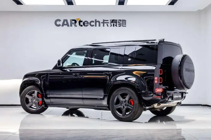 Land Rover Defender 2023 Model Facelift 110 P400 X-Dynamic HSE – фото 4