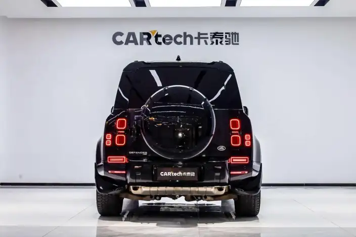 Land Rover Defender 2023 Model Facelift 110 P400 X-Dynamic HSE – фото 5