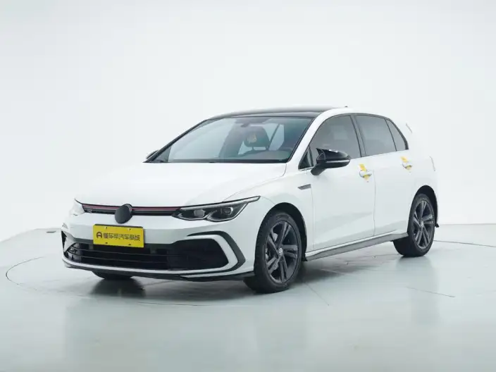 Volkswagen Golf 2023 Model 280TSI DSG R-Line Lite – фото 1