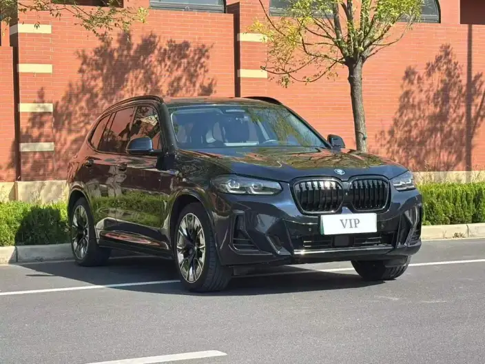 BMW iX3 2022 Model Leading Model – фото 3