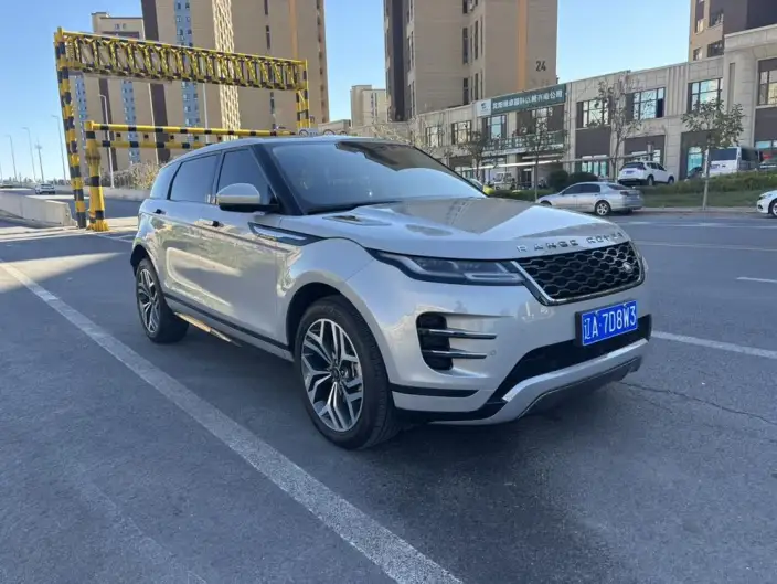 Range Rover Evoque 2022 Model Aurora L 249PS R-Dynamic Deluxe Edition – фото 3