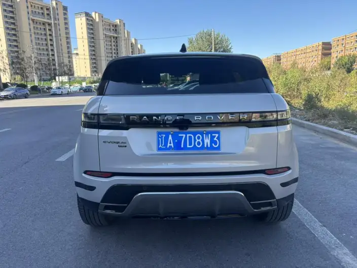 Range Rover Evoque 2022 Model Aurora L 249PS R-Dynamic Deluxe Edition – фото 6