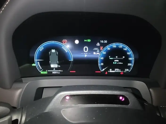 Vellfire 2023 Model Toyota Crown 2.5L Intelligent Hybrid 4WD Supreme Executive Edition – фото 6