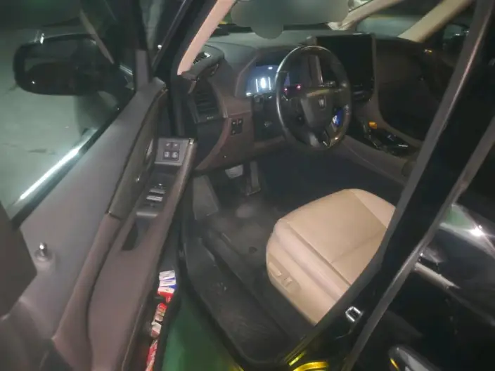 Vellfire 2023 Model Toyota Crown 2.5L Intelligent Hybrid 4WD Supreme Executive Edition – фото 10