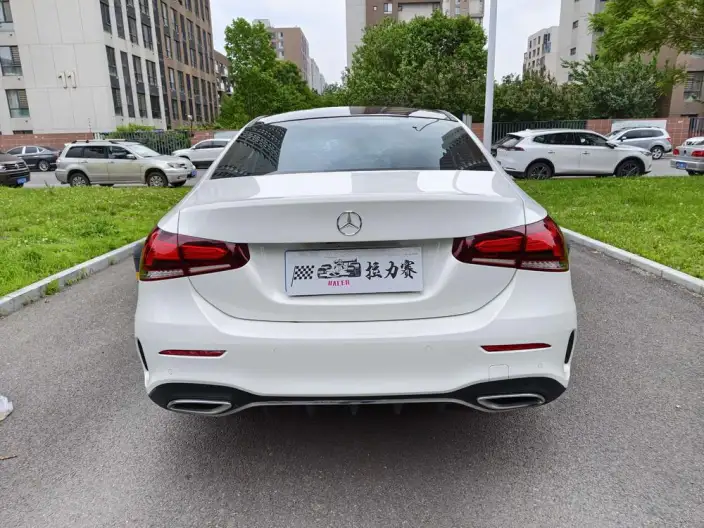 Mercedes-Benz A-class 2022 Model Facelift A 200 L Sports sedan Dynamic Edition – фото 5