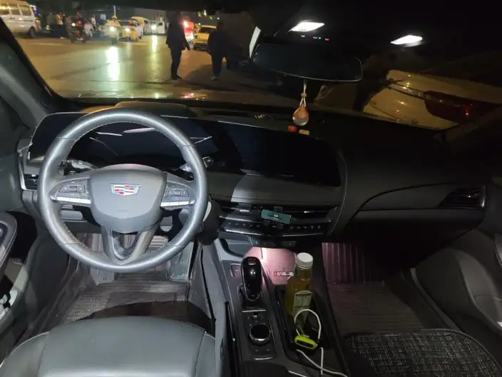 Cadillac CT5 2024 Model 28T Luxury Model Pro – фото 5