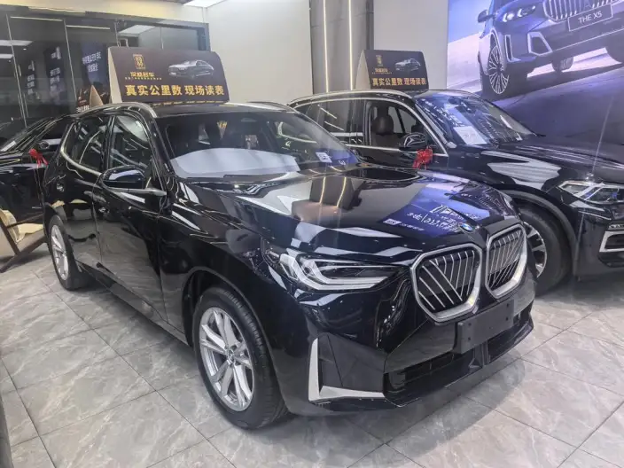 BMW X3 2025 Model xDrive25L Luxury Set – фото 3