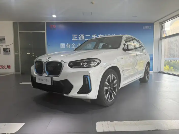 BMW iX3 2022 Model Leading Model – фото 1