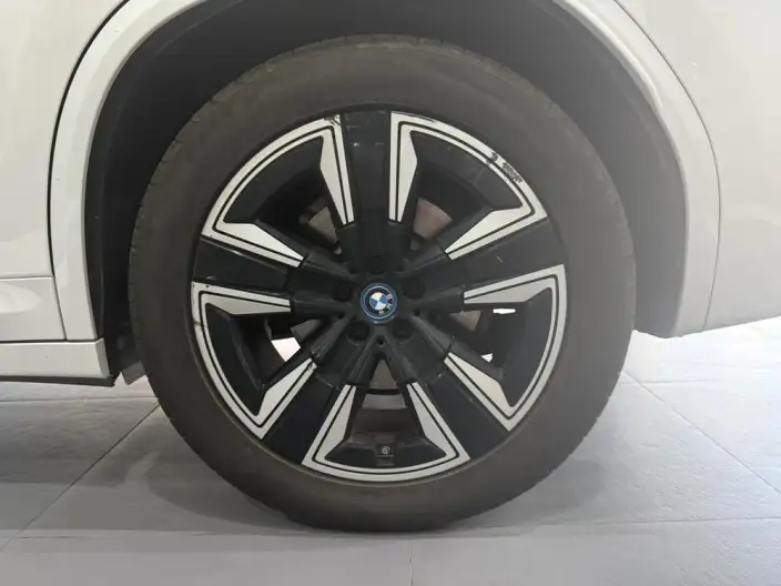 BMW iX3 2022 Model Leading Model – фото 7