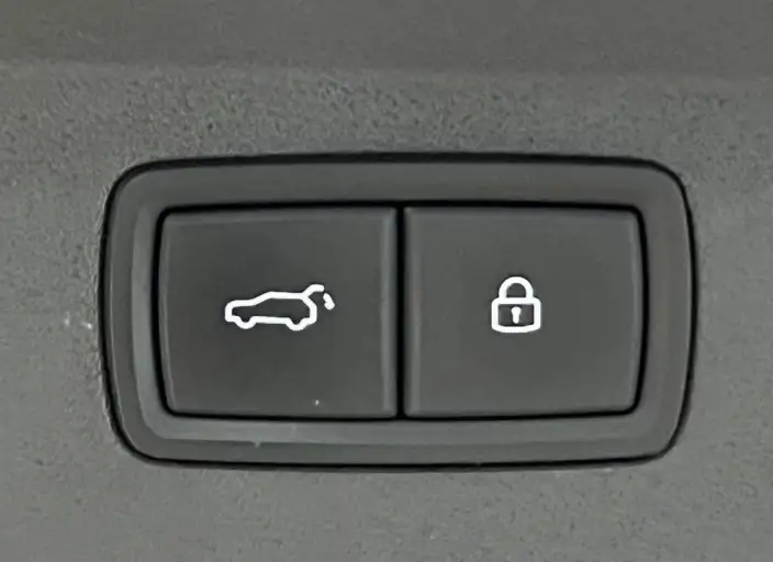 Li Auto ONE 2021 Model Extended Range 6 seat Edition – фото 7