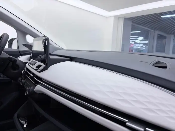 BESTUNE NAT 2023 Model PRO Yuexiang Travel Edition 425KM – фото 9