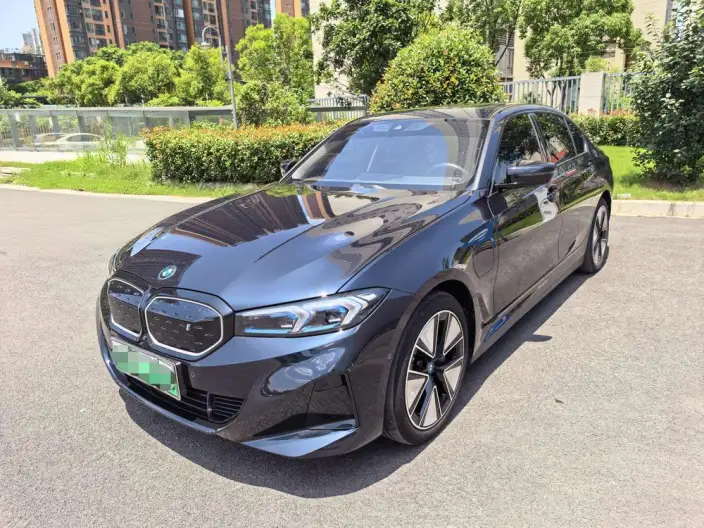 BMW i3 2023 Model eDrive40L Night Edition Sports Set – фото 1