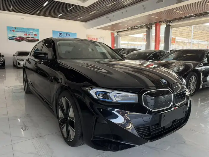 BMW i3 2023 Model Facelift eDrive40L Night Edition Sports Set – фото 3