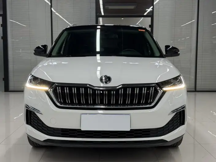 Skoda Kamiq GT 2023 Model Facelift 1.5L Automatic Premium – фото 2