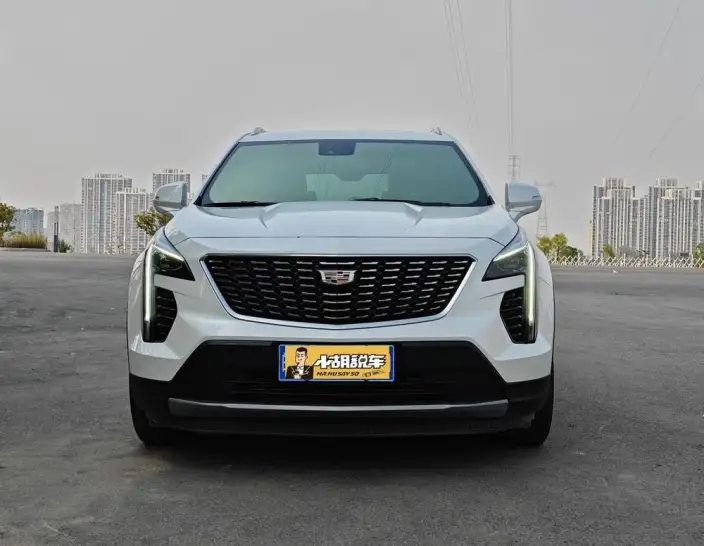 Cadillac XT4 2023 Model 28T 2WD Noble Model – фото 2