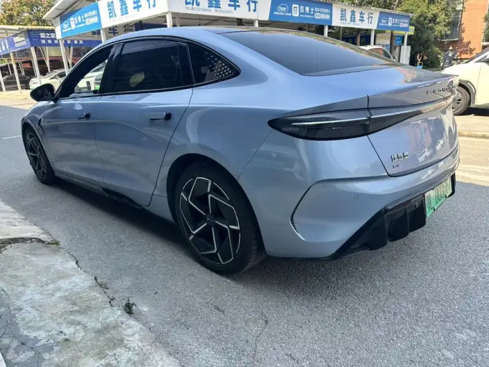 BYD Seal 2022 Model 700KM Long Battery Life Pro Rear Drive Edition – фото 4