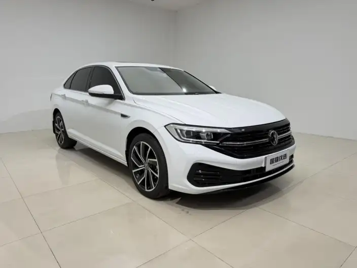 Volkswagen Sagitar 2024 Model 300TSI DSG Beyond Edition – фото 3