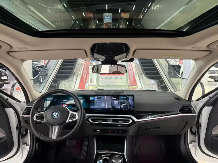 BMW i3 2022 Model eDrive35L – фото 8