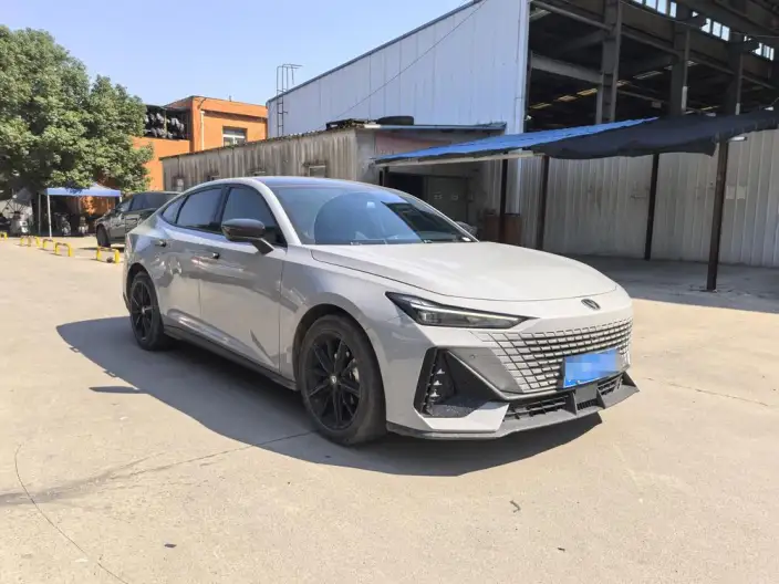 Changan UNI-V 2022 Model 1.5T Noble Model