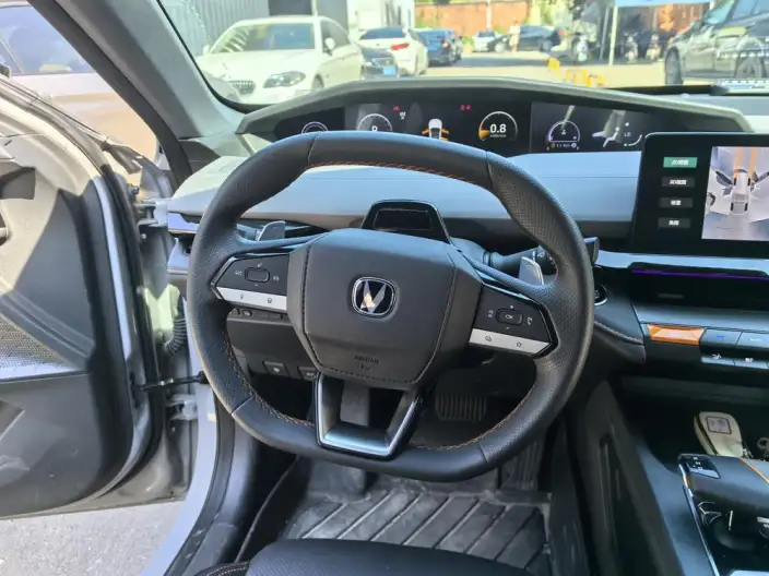 Changan UNI-V 2022 Model 1.5T Noble Model – фото 10