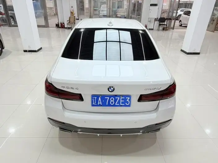 BMW 5 Series 2022 Model Facelift II 525Li M Sports Set – фото 6