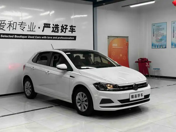 Polo 2021 Model Plus 1.5L Automatic Colorful Technology Version – фото 3