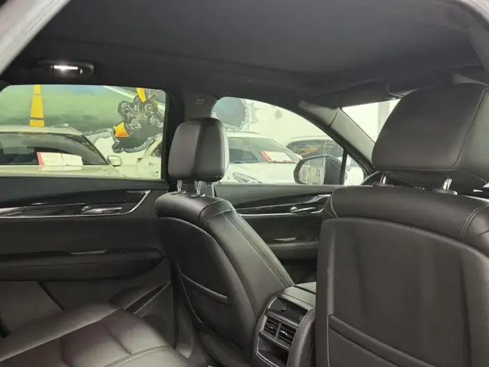 Cadillac XT5 2022 Model 2.0T 2WD Luxury Model – фото 9