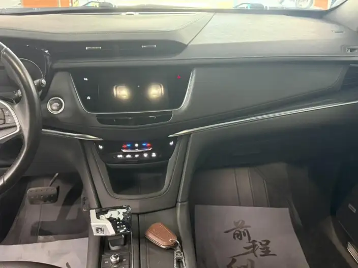 Cadillac XT5 2022 Model 2.0T 2WD Luxury Model – фото 10
