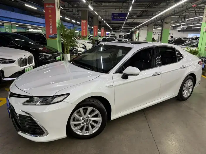 Toyota Camry 2021 Model Hybrid 2.5HGVP Leading version