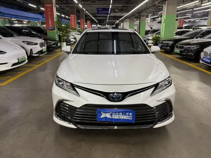 Toyota Camry 2021 Model Hybrid 2.5HGVP Leading version