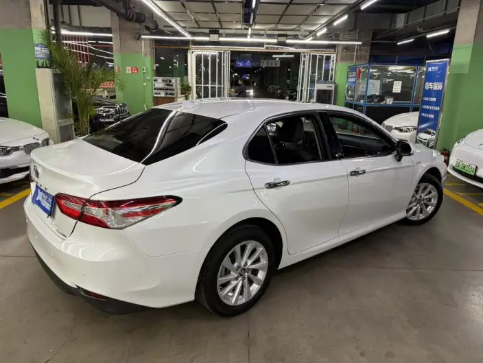 Toyota Camry 2021 Model Hybrid 2.5HGVP Leading version – фото 6